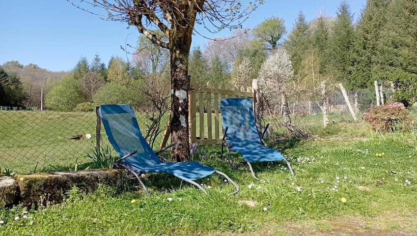 Location de vacances pour 6 personnes, avec jardin et vue à Compreignac - 2