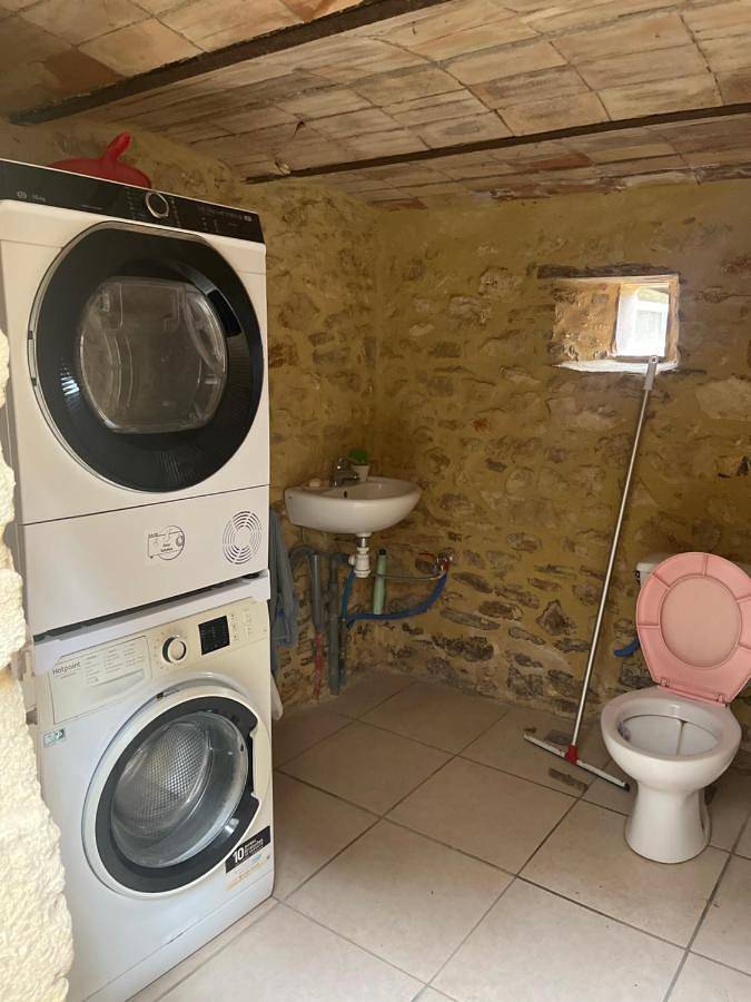 Location de vacances pour 4 personnes, avec jardin ainsi que vue et piscine à Tresques - 3