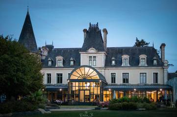 Hôtel pour 4 personnes, avec jardin et piscine à Saint-Laurent-sur-Sèvre