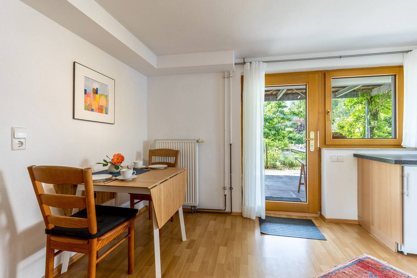 Entire apartment, "Charming Holiday Apartment" with Private Terrace and Wi-Fi in Tübingen, Neckar-Alb