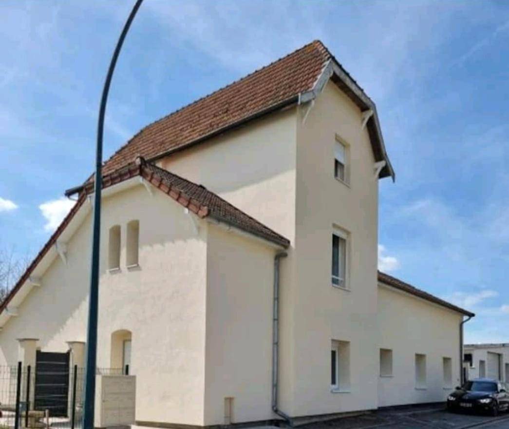 Appartement entier, One-Bedroom Apartment in Bétheniville, Marne