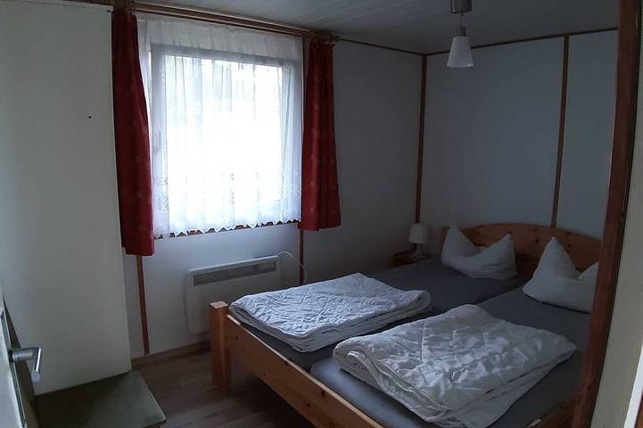 Bungalow für 4 Personen, mit Garten, mit Haustier in Uckermark - 2