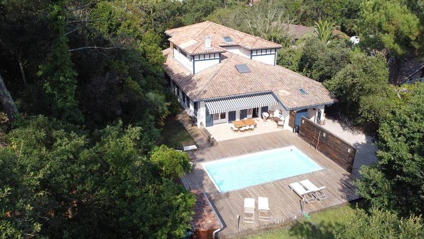 Casa de vacaciones para 14 personas, con terraza y piscina - 1