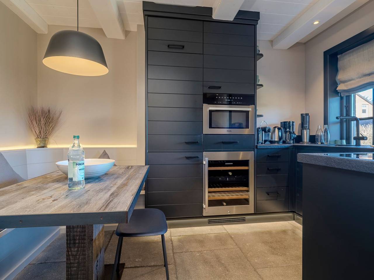 Exkl. Luxus-Hausteil unter Reet mit 4 Zimmern auf ca. 150 m², für bis zu 4 Pers. in Wenningstedt, Sylt