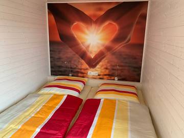 Hausboot für 2 Personen in Burgtiefe Südstrand, Schleswig-Holstein, Bild 4