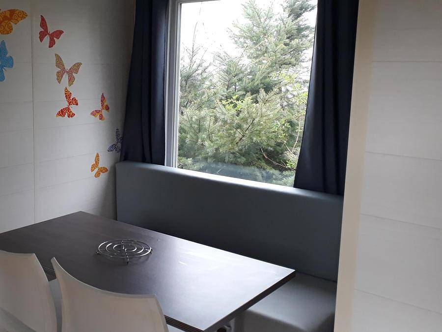 Camping Ushuaïa villages Sabot - Mobilhome 4 personnes - Ohara Type 2 in Saint-Maurice-de-Lignon, Haute-Loire