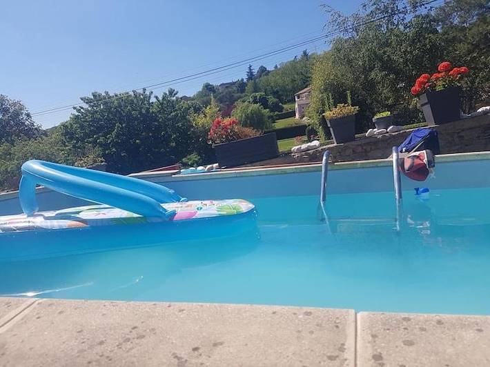 Maison d’hôte pour 2 personnes, avec Jacuzzi et Terrasse ainsi que Jardin et Piscine