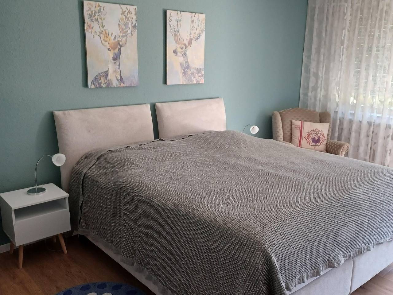 Ganze Ferienwohnung, Ferienwohnung Am Hirschpark - Appartement/Fewo, Dusche, Wc, 1 Schlafraum in Bad Pyrmont, Weserbergland