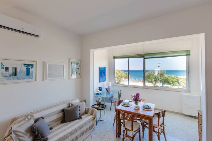 Location de vacances pour 5 personnes, avec vue et terrasse, animaux acceptés dans Specchiolla - 3