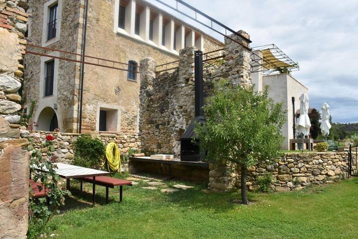 Casa rural para 15 personas, con Balcón y Terraza además de Jardín y Piscina en Besalú - 3