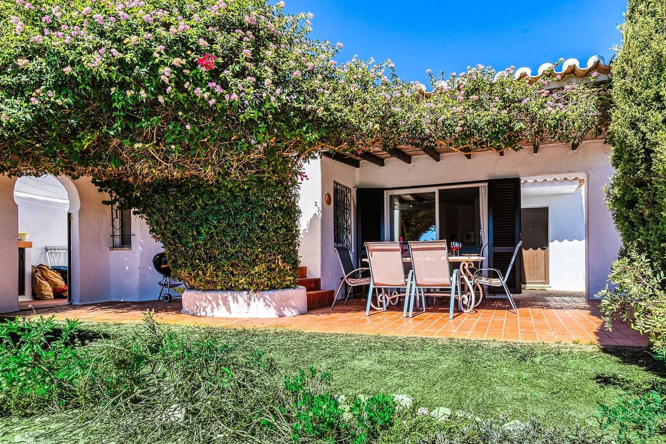 14B Quinta do Paraiso · Amazing house located in t in Carvoeiro, Lagoa