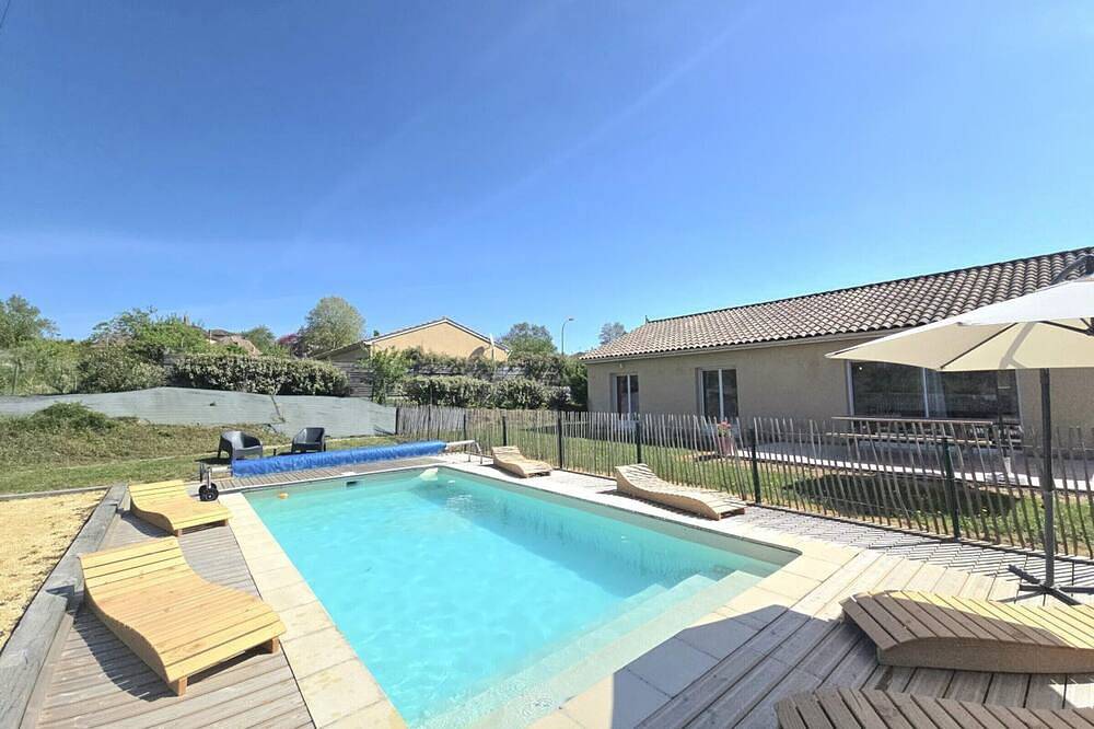 Maison périgourdine avec piscine privative, internet et animaux acceptés in Beaumontois en Périgord, Périgord Pourpre