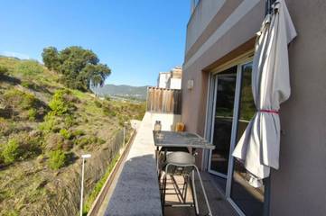 Gîte pour 3 personnes, avec balcon à Sarrola-Carcopino