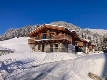 Chalet für 10 Personen, mit Sauna und Garten sowie Balkon im Salzburger Land