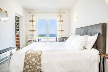 Villa pour 10 Personnes dans Sari-Solenzara, Arrondissement de Sartène, Photo 1