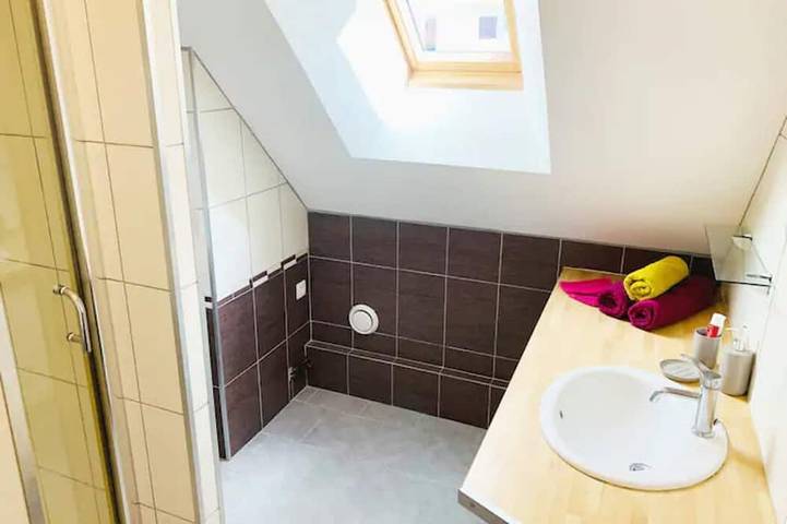 Location de vacances pour 8 personnes, avec terrasse et jardin à Pont-Sainte-Maxence - 4