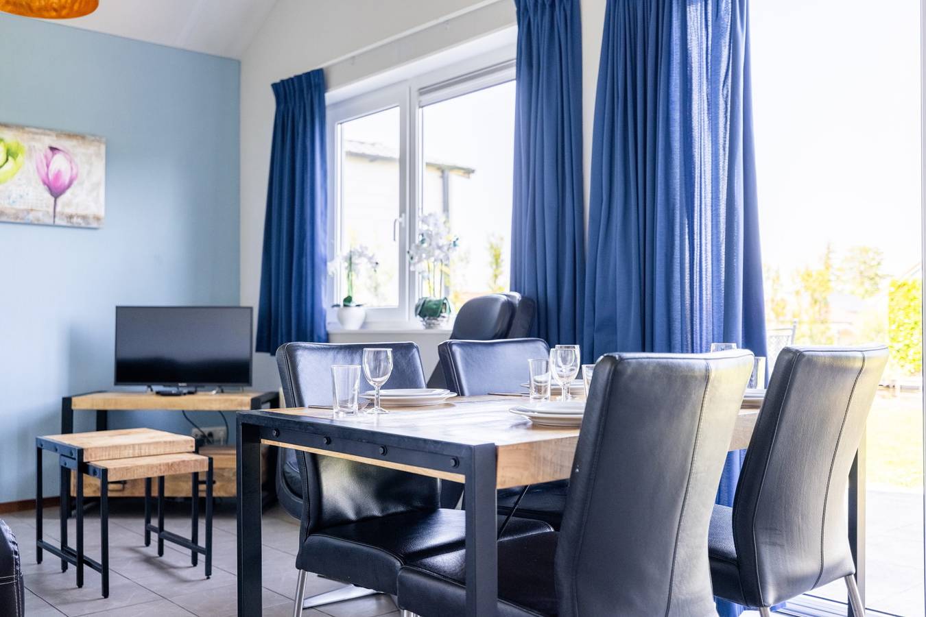 Schönes 3-Personen-Ferienhaus am Angelgewässer in der Nähe von Medemblik am Ijsselmeer. in Ijsselmeer