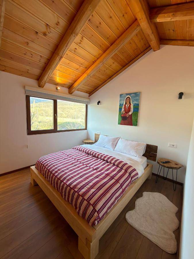 Maison d’hôte pour 4 personnes, avec vue et jardin, animaux acceptés