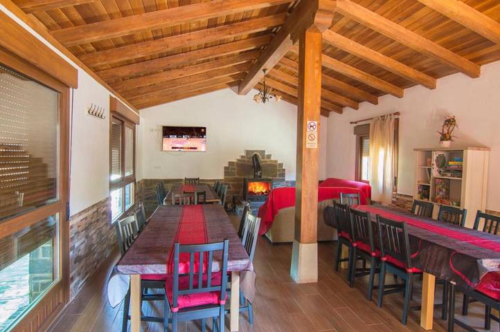 Casa rural para 4 personas, con Balcón y Terraza además de Jardín y Piscina en Las Hurdes - 3