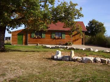 Chalet pour 4 personnes, avec jardin et terrasse, animaux acceptés dans le Lot