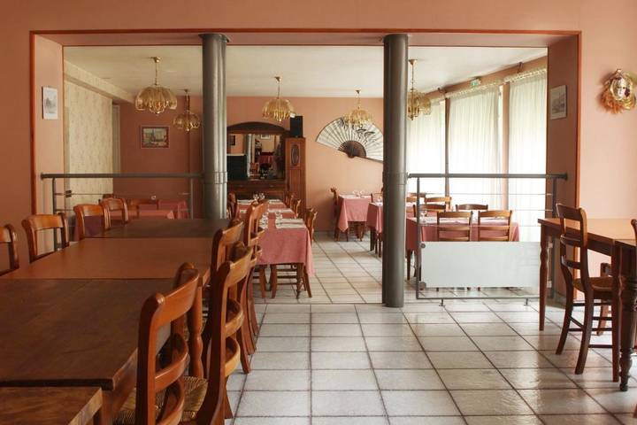 Hôtel pour 3 personnes à Sauxillanges - 2