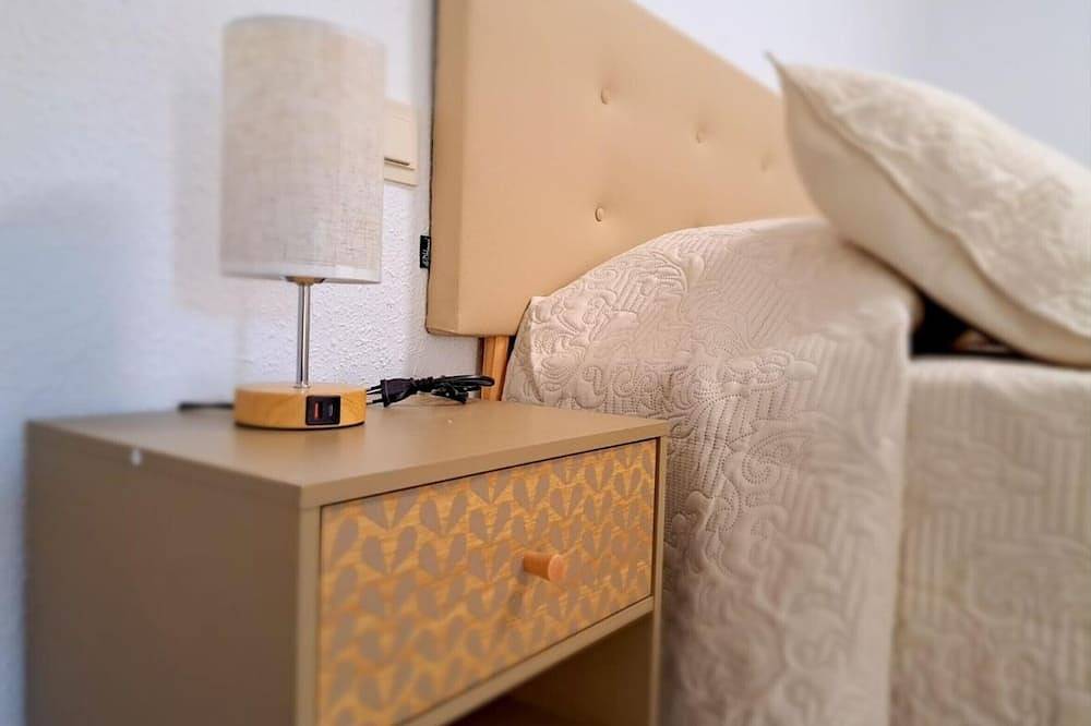 Apartamento entero, Apartamento acogedor con comodidades prácticas en Baza in Baza, Geoparque de Granada