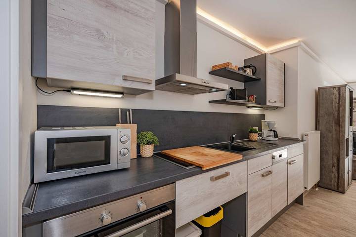 Ganze Wohnung, Gemütliche Ferienwohnung im Heringsdorf mit Terrasse – strandnah und familienfreundlich in Drei Kaiserbäder, Heringsdorf