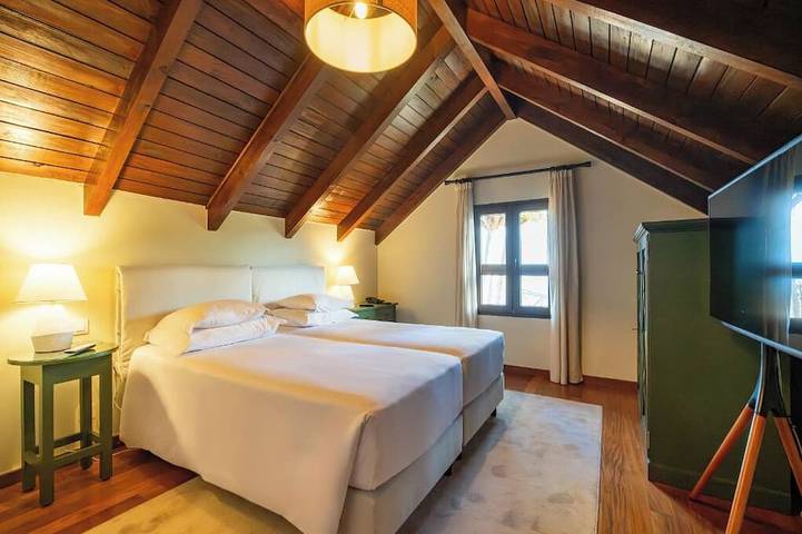 Hotel para 4 pessoas - 1