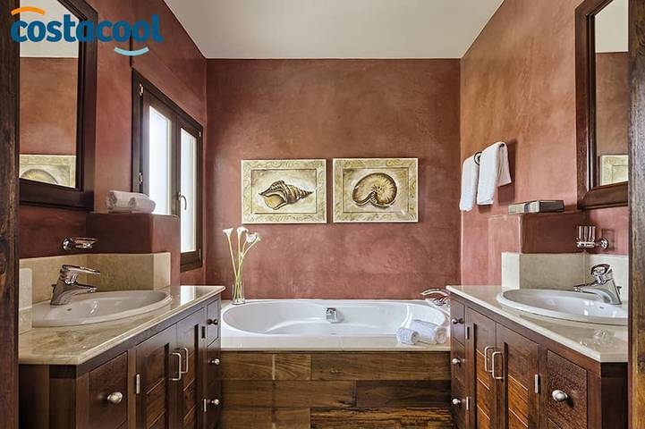 Luxusvilla mit eigenem Pool in Benalup-Casas Viejas, Costa de la Luz