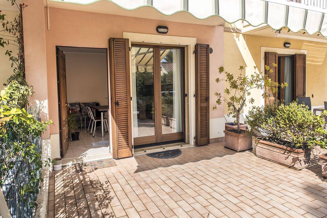 Appartement entier, S289 - Sirolo, delightful one bedroom apartment with porch in Sirolo, Riviera del Conero