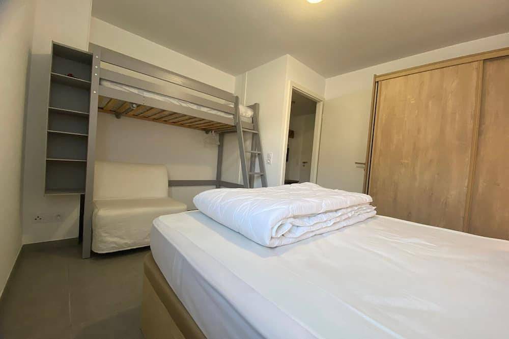 Apartamento entero, Apartamento luminoso con terraza y Wifi en Verchaix in Verchaix, Region Bonneville