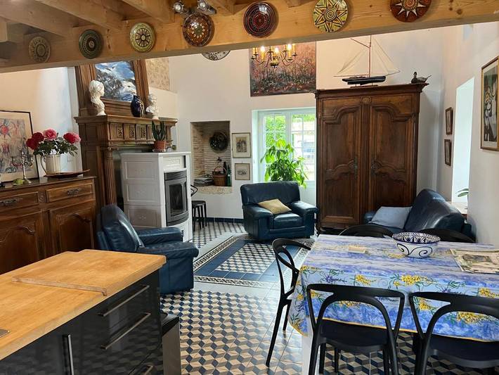 Gîte pour 7 personnes, avec piscine ainsi que jacuzzi et jardin à Villetoureix - 3