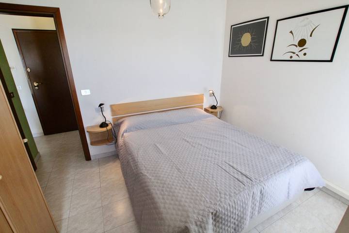 Appartamento intero, Appartamento vacanze per 4 persone con balcone in Spiaggia di Ponente (Caorle), Caorle