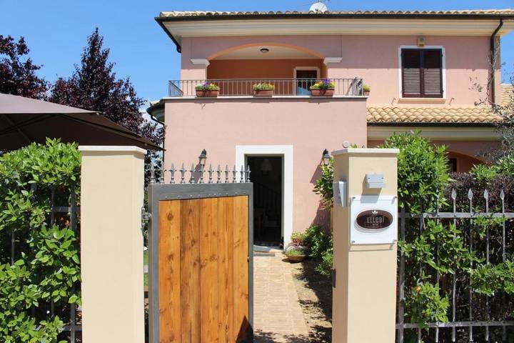 Location de vacances pour 2 personnes, avec vue et jardin, adapté aux familles à Mosciano Sant'Angelo - 3