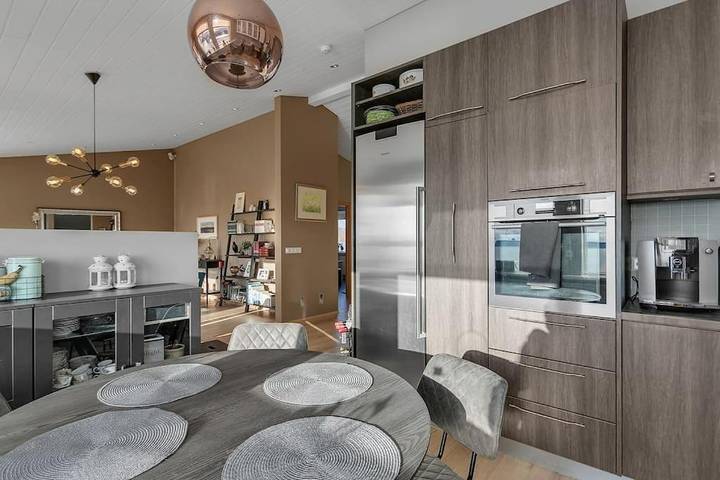 Ferienhaus für 7 Personen, mit Balkon und Ausblick - 1