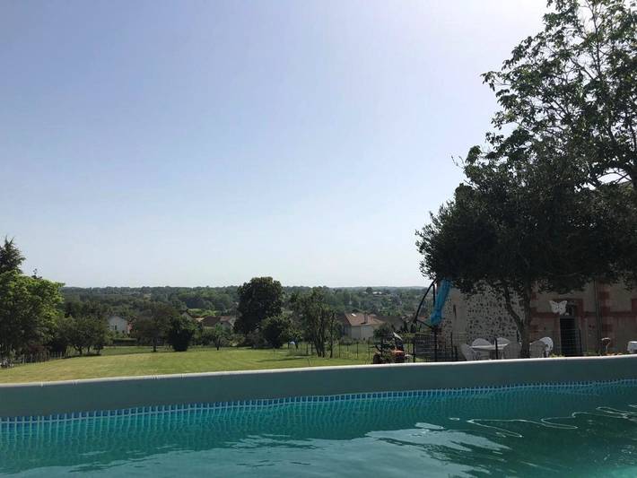 Maison de vacances pour 4 personnes, avec Terrasse et Jardin ainsi que Piscine et Vue à Le Dorat - 3