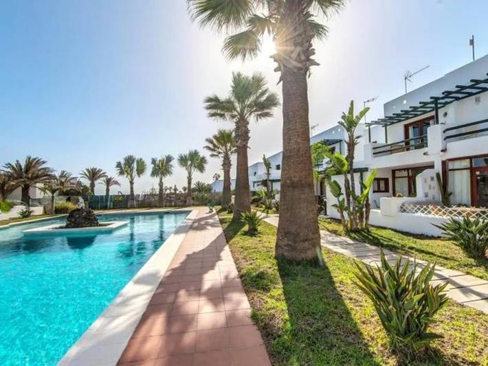 Casa rural para 4 personas, con jardín además de balcón y piscina en Haría - 3