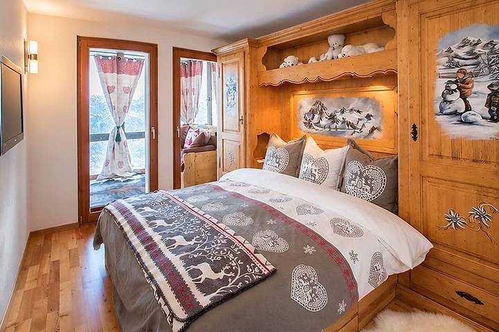 Luxus Chalet & Spa. Privater Whirlpool, Sauna & Gletscherblick. in Saas-Fee, Walliser Alpen
