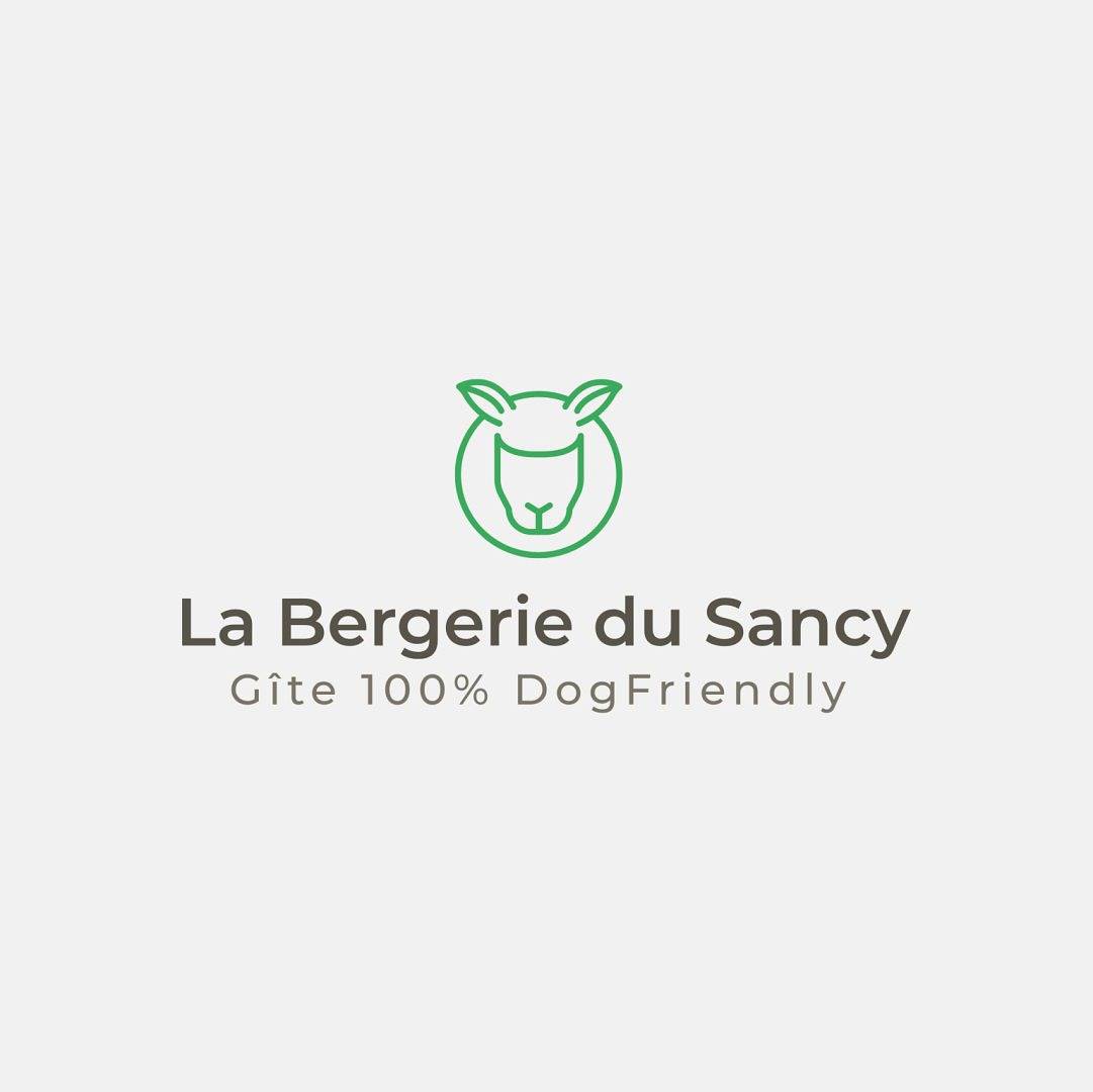 La Bergerie du Sancy - Gîte 100%Dogfriendly - Volcans à 4 pattes in Picherande, Parc naturel régional des Volcans d'Auvergne