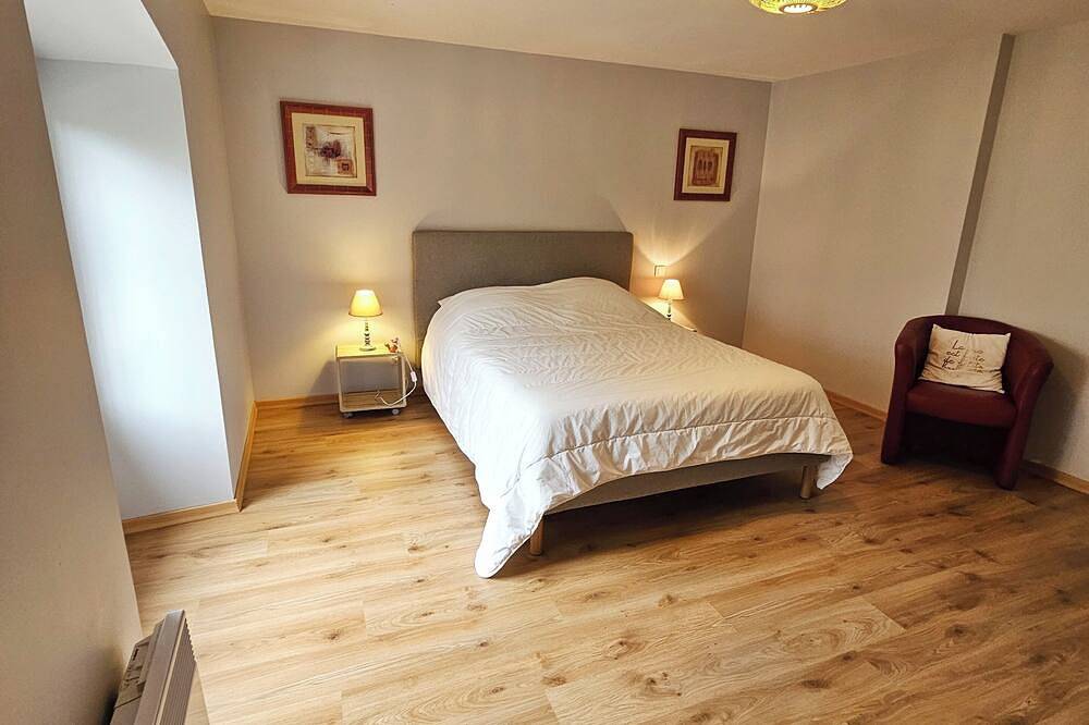 Entire apartment, Vacations with family and friends in the heart of Saint-Nectaire in Saint-Nectaire, Volcans d'Auvergne Regional Nature Park