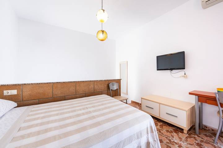 Maison de campagne "Estrella" avec vue sur la montagne, Wi-Fi et climatisation in Pozo de los Frailes, Níjar