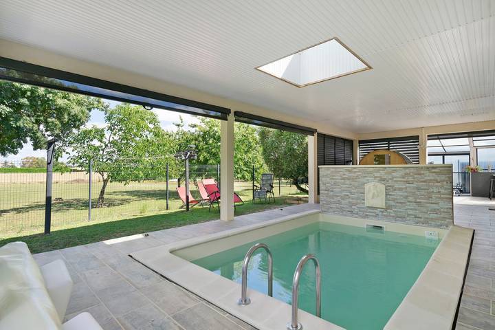 Location de vacances pour 7 personnes, avec jardin en Charente-Maritime - 4