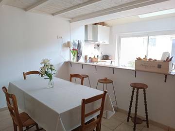 Gîte pour 4 personnes, avec terrasse dans Chanverrie