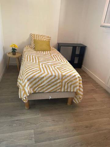 Gîte pour 2 personnes, avec jardin à Villeneuve-le-Roi
