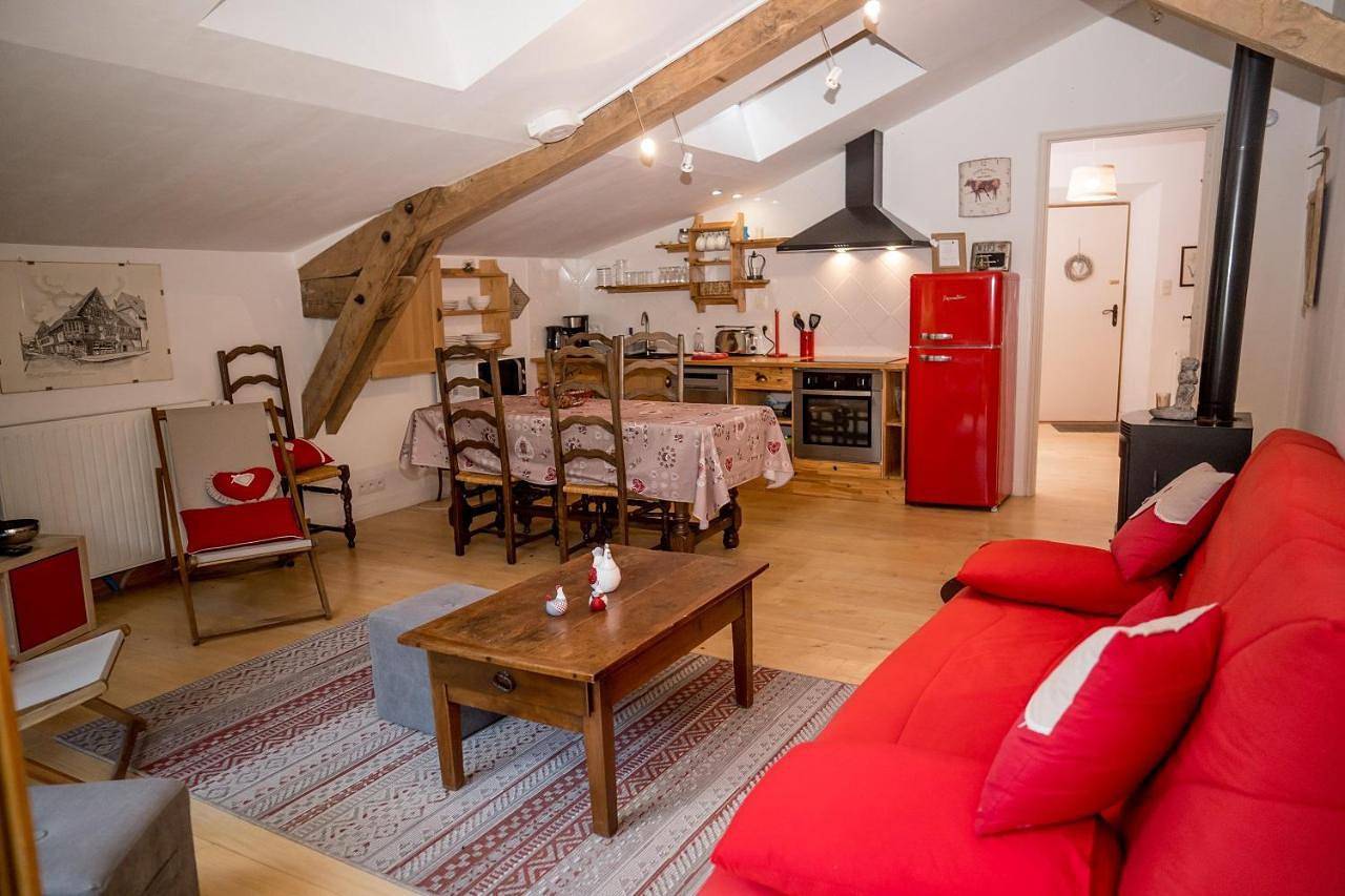 Appartement entier, La Ferme des Andes - Gîte l'Atelier in Quins, Aveyron