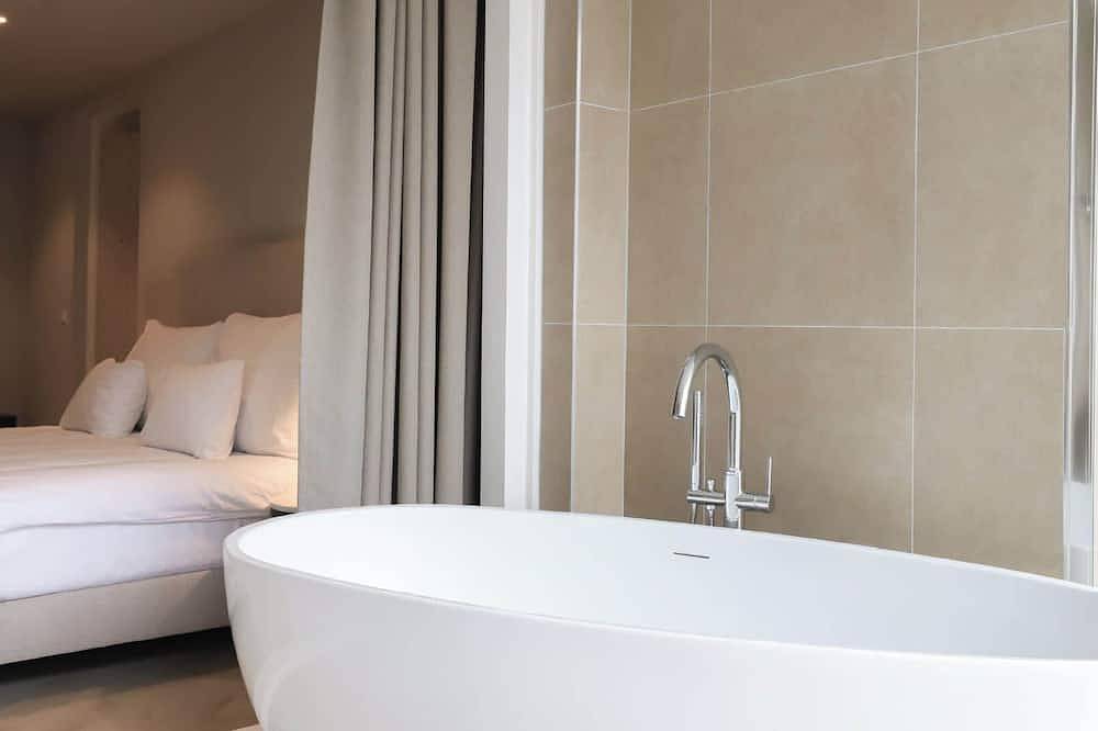 Dam Residence's Signature Suites in Zaandam, Costa Holandesa