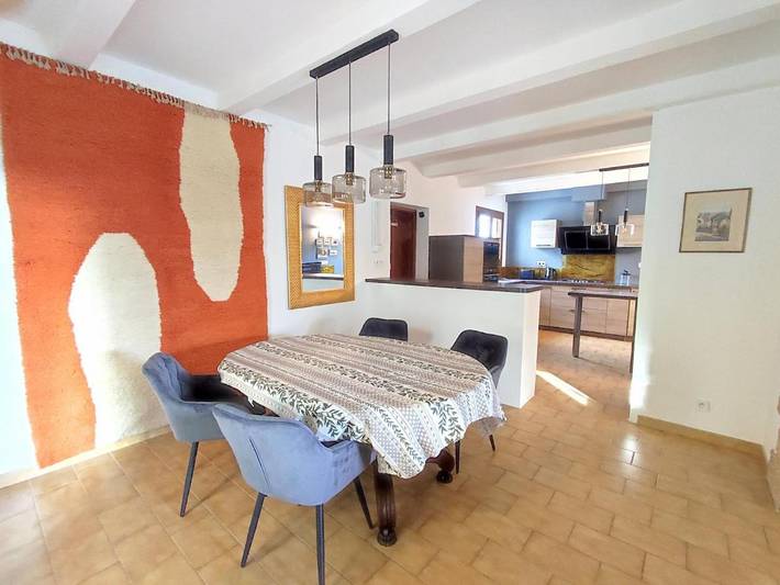 Location de vacances pour 6 personnes, avec jardin et piscine à Arpaillargues-et-Aureillac - 2