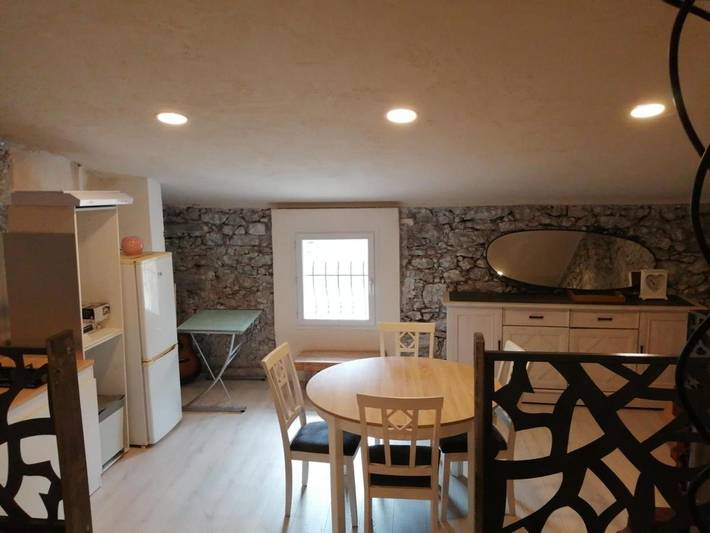 Location de vacances pour 4 personnes, avec piscine ainsi que jardin et vue, adapté aux familles à Le Cannet-des-Maures - 2