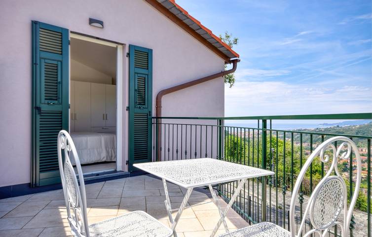 Appartamento vista mare con A/C, parcheggio e terrazza | 800m a Cogorno - Posti letto per 4 persone in Cogorno, Riviera di Levante