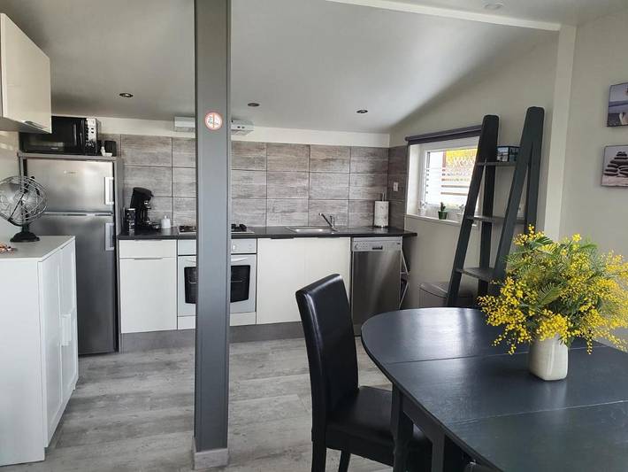 Gîte pour 5 personnes, avec jardin et vue, animaux acceptés à Saint-Côme-de-Fresné - 4